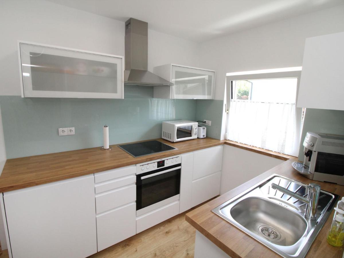 Holiday Home Bungalow Leopoldau By Interhome Вена Экстерьер фото