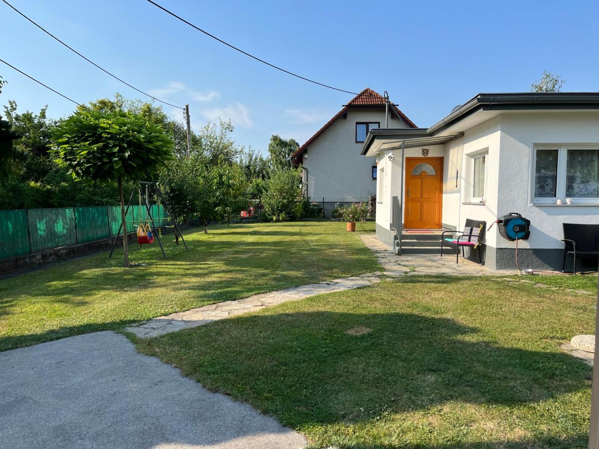 Holiday Home Bungalow Leopoldau By Interhome Вена Экстерьер фото